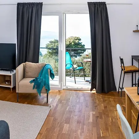 Olive Seaview Oasis *