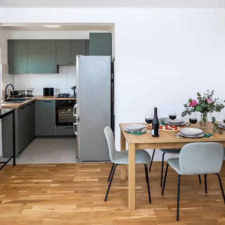 Olive Seaview Oasis Apartment *